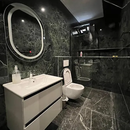 Holiday Apartments Apartment Tirana