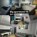 Holiday Apartments * 地拉那