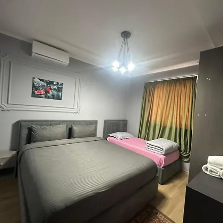 Holiday Apartments 地拉那